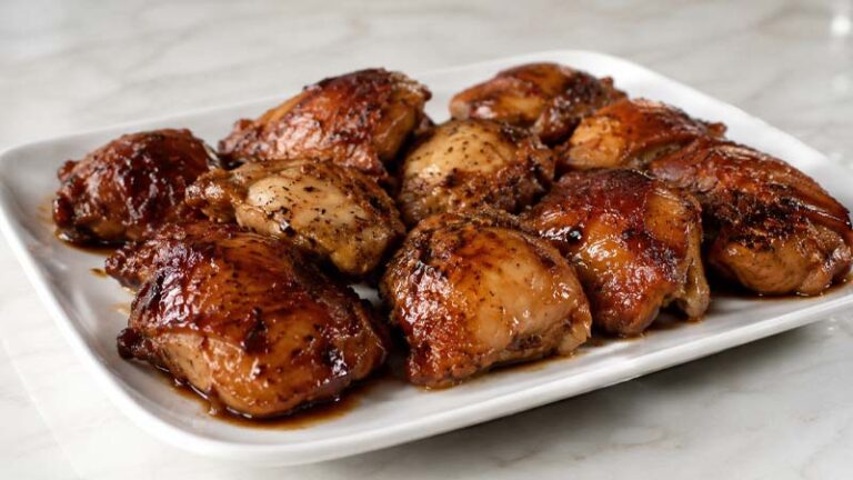 Honey-Garlic Slow Cooker Chicken Thighs Recipe