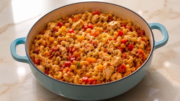 One-Pot Chicken Stuffed Pepper Pasta Recipe