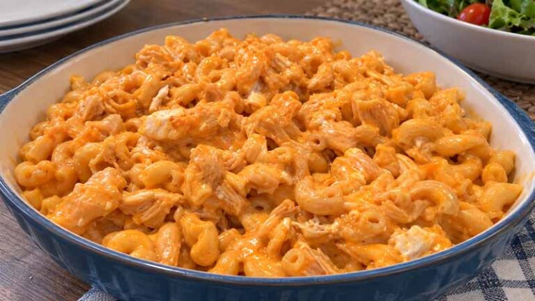 Buffalo Chicken Mac and Cheese